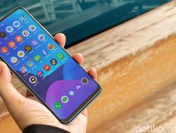 Unboxing Realme 8 Pro, Bawa Kamera 108 MP Harga Rp 4,5 Juta