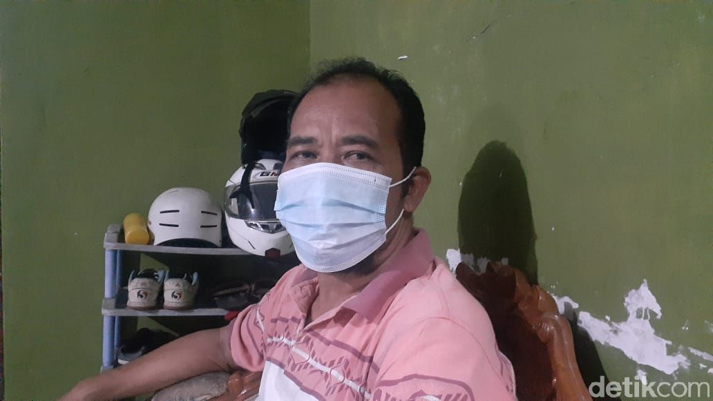 Sardi, Ketua RT04/RW05 Lenteng Agung (Afzal Nur Iman/detikcom)