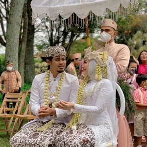 Viral Pengantin Ditipu Vendor Catering di Hari-H, Pelaku Kabur Tanpa Kabar Viral Pengantin Ditipu Vendor Catering di Hari-H, Pelaku Kabur Tanpa Kabar