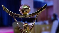 Mengusung tema Strategi dan Transformasi di Masa Pandemi, ajang Anugerah BUMN 2021 diselenggarakan untuk memberikan apresiasi setinggi-tingginya kepada perusahaan BUMN yang berhasil membangun strategi dan transformasi di masa pandemi COVID-19 yang saat ini melanda Indonesia.