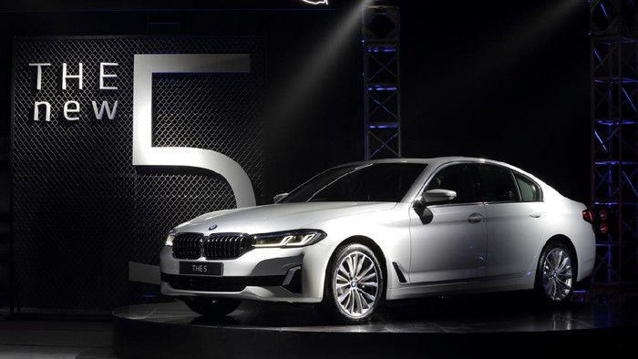 BMW 530i Opulence