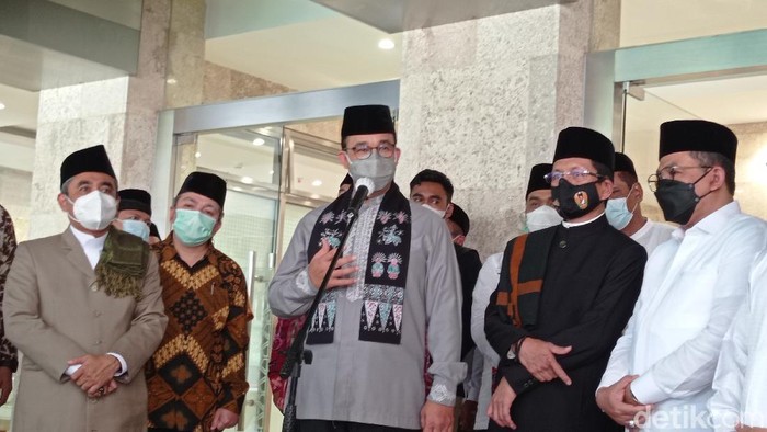 Gubernur DKI Jakarta, Anies Baswedan di Masjid Istiqlal (Wilda/detikcom)