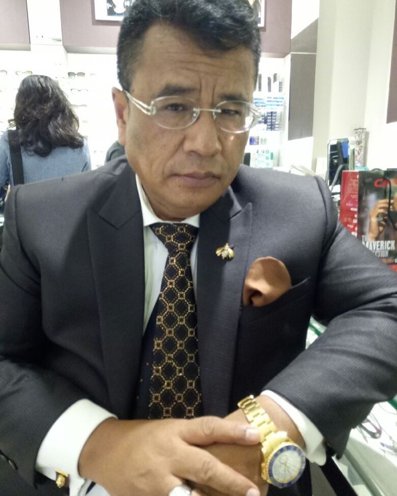 Hotman Paris Sering Ngopi Bareng Cewek Cantik, Seperti Ini Momennya