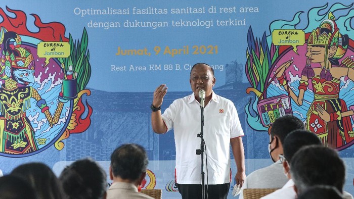Ketua Umum KONI Pusat, Marciano Norman, di meresmikan 