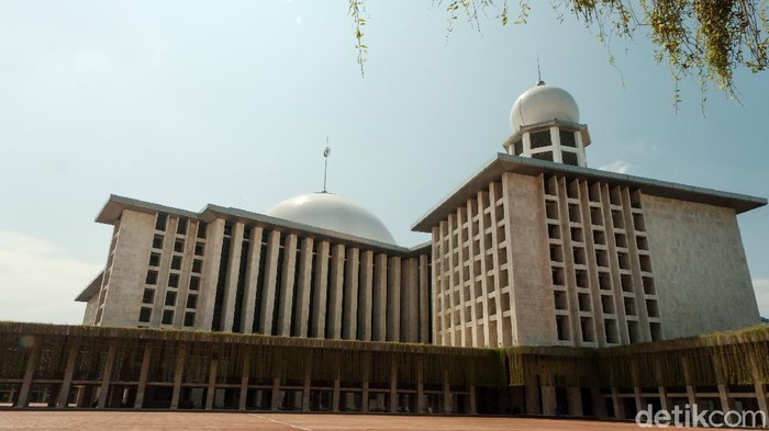 Masjid Istiqlal.