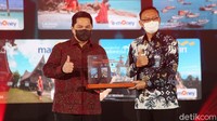 Termasuk ketiga e-money edisi khusus ini, Bank Mandiri telah menerbitkan lebih dari 23 juta kartu berlogo e-money hingga akhir Maret 2021.