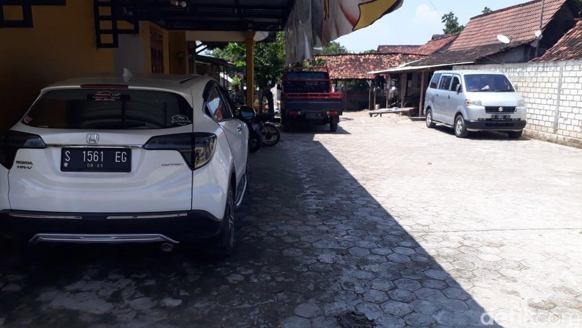 Tuban Disorot Di 2021 Soal Miliarder Borong Mobil Hingga Nama Anak Panjang Banget