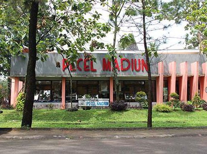 tempat makan di TMII tempat makan di TMII
