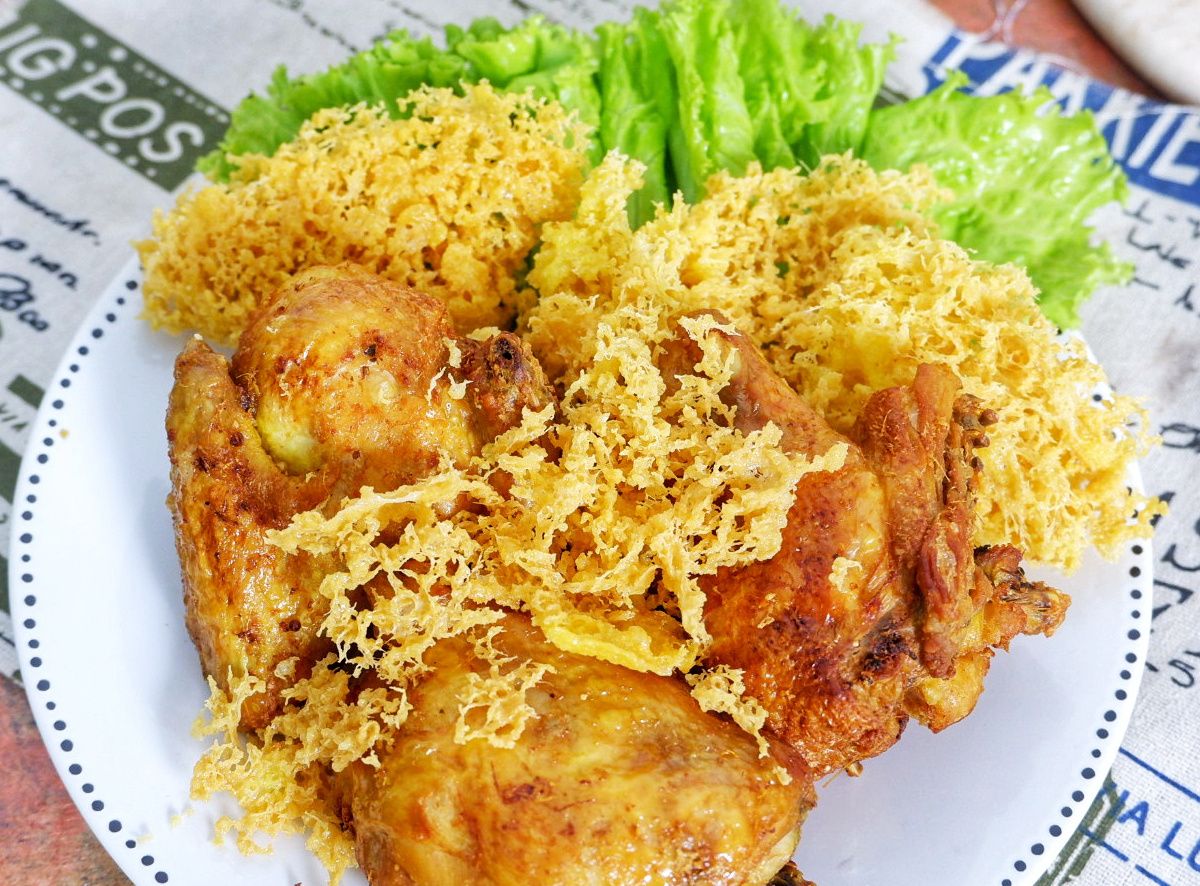 5 Ayam Goreng Kremes Kaki Lima Paling Mantap di Jakarta - Halaman 2