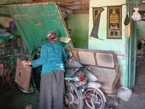 11 Warga Blitar Terluka Akibat Gempa Malang 6.1