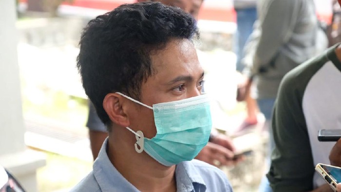 Junaedi Arung Sulele, Kepala Sekolah SMPN 1 Beoga, Kabupaten Puncak, Papua selamat dari serbuan peluru tajam oleh KKB.