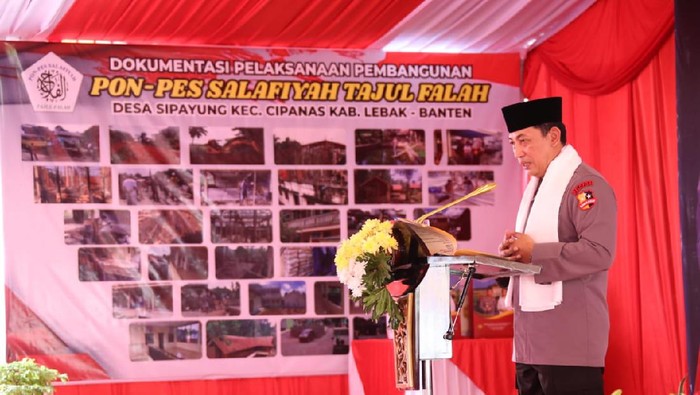 Kapolri Jenderal Listyo Sigit Prabowo di Ponpes Salafiyah Tajur Falah