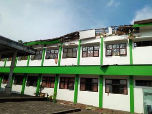 Terkini! Foto-foto Dampak Kerusakan Gempa Malang