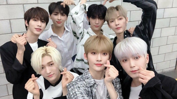 Grup KPop OnlyOneOf