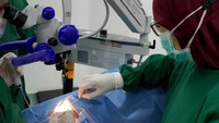 NU Care-LAZISNU bersama dengan Alfamart menggelar acara Operasi Katarak gratis bagi warga tak mampu, diharapkan sumbangsih nyata ini dapat terus memberikan manfaat bagi masyarakat. Foto: dok. Lazisnu