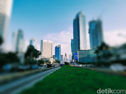 Merekam Sore Hari di Ibukota Dengan Realme 8 Pro