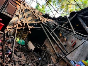 Gempa M 6,7 di Malang Terasa Kuat, Warga Panik Berhamburan