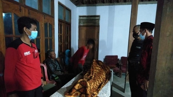 Seorang perangkat desa di Sragen tewas tersengat listrik jebakan tikus, Sabtu (10/4/2021).