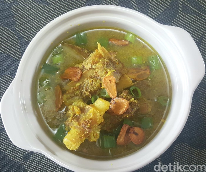 Soto Iga Sapi Kuah Kuning Soto Iga Sapi Kuah Kuning