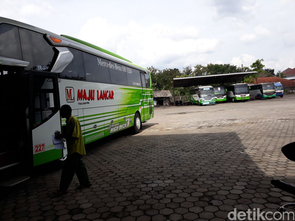 Suasana di kantor PO Maju Lancar yang ada di Kabupaten Gunungkidul.