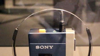 Pastilah semua orang mengenalnya, ini adalah Walkman. Foto: dok. Boredomtherapy