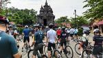 Foto: Gowes Asyik dari Prambanan Hingga Keliling Borobudur