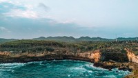 Pesona Tanjung Klayar