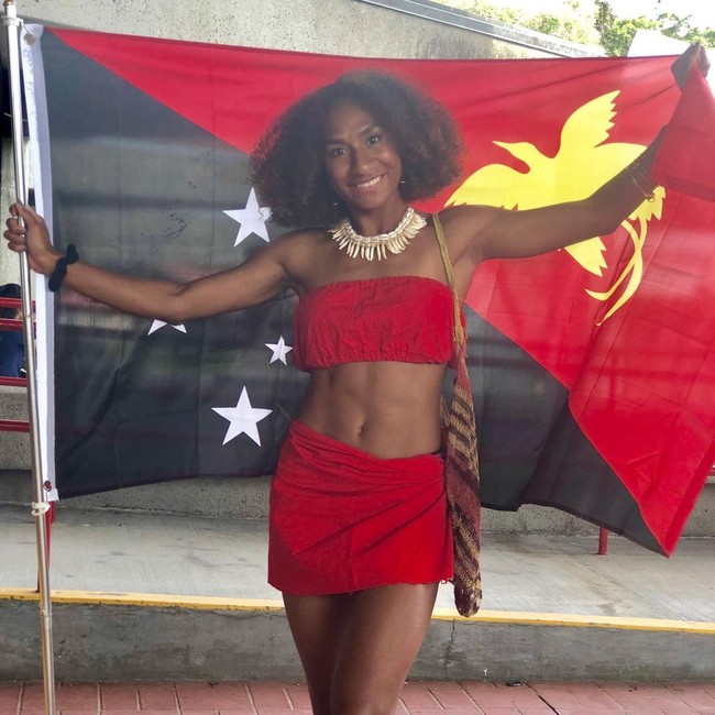 Walau dianggap menyalahi perannya, masalah Lucy juga mendatangkan simpati dari banyak pihak. Salah satunya disampaikan oleh gubernur Sepik Timur sekaligus Ketua Koalisi Parlemen yang menentang Kekerasan Berbasis Gender. Ia menyayangkan banyaknya komentar jahat mengenai Lucy Maino di media sosial hanya karena video menari. Masyarakat seperti apa yang mengutuk penyiksaan dan pembunuhan wanita tapi marah ketika seorang wanita menari di video? tuturnya dilansir The Guardian. Foto: Instagram @lucymaino_misspng19