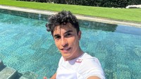 Biar latihannya tidak monoton, Marquez menyelanginya dengan berenang (Instagram/marcmarquez93)