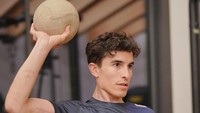 Latihan di gym jadi makanan sehari-harinya (Instagram/marcmarquez93)