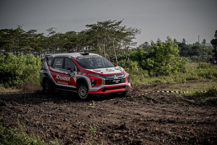 Mitsubishi Xpander AP4 Mitsubishi Xpander AP4