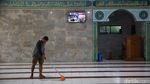 Sambut Ramadhan, Warga Ibu Kota Bersihkan Masjid