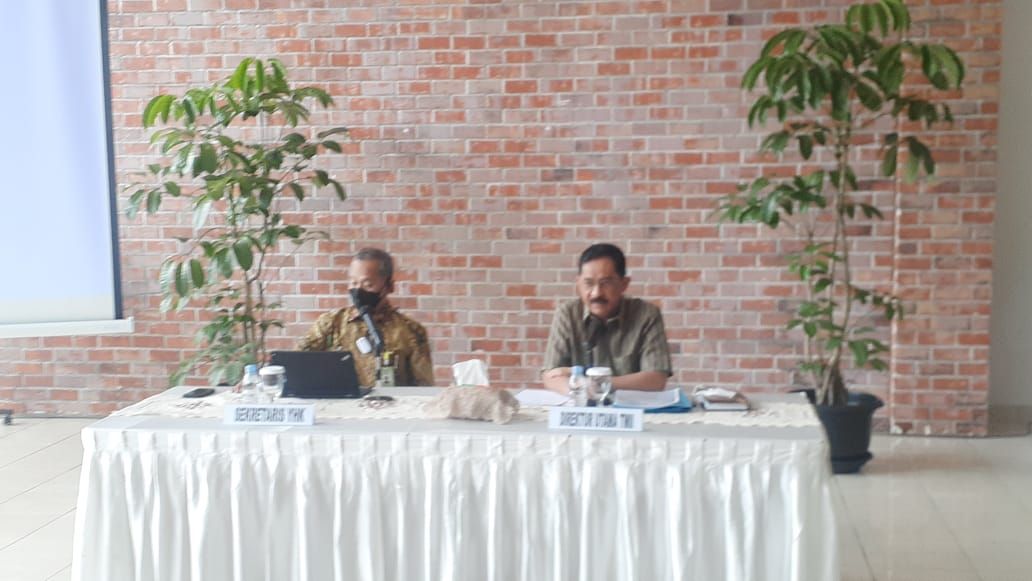 Sekretaris Yayasan Harapan Kita (kiri) dan Dirut TMII (kanan) (Foto: Afzal/detikcom)