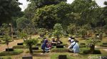 TPU Pondok Kelapa Ramai Peziarah Jelang Ramadhan