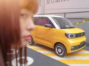 Mobil Listrik Murah Wuling Harga Rp 64 Jutaan Kembali Kalahkan Tesla