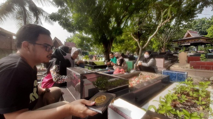 Ziarah Kubur Jadi Pilihan Masyarakat Jelang Ramadhan