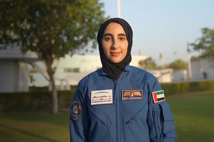 astronaut perempuan