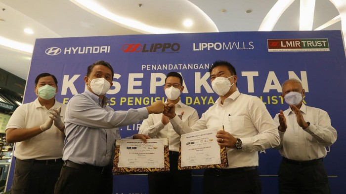 Asyik Fasilitas Fast Charging Mobil Listrik makin Banyak di Mal PT Lippo Malls Indonesia bersama dengan PT Hyundai Motors Indonesia bersinergi meyediakan layanan Fasilitas Charging Mobil Listrik.
