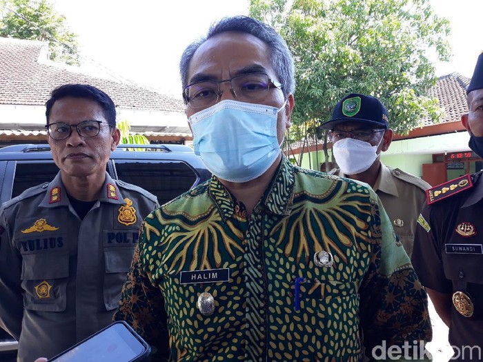 Bupati Kabupaten Bantul Abdul Halim Muslih, Senin (12/4/2021).