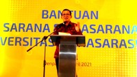 Bantuan tersebut merupakan dukungan bagi civitas akademika Unmas untuk pembangunan sarana dan prasarana pendidikan. Bank BTN juga membuka kesempatan bagi para mahasiswa Unmas yang ingin terjun di dunia properti untuk mengikuti program pengembangan developer muda yang dihelat Housing Finance Center (HFC) milik perseroan. Foto: dok. Bank BTN