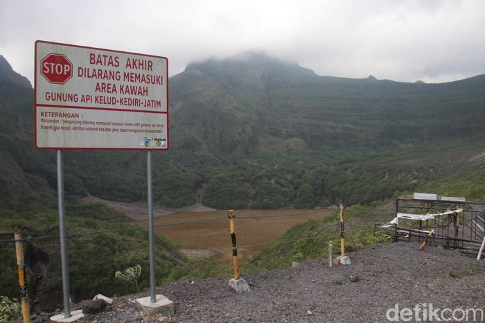 Hore! Wisata Gunung Kelud Kembali Buka, Begini Kondisinya
