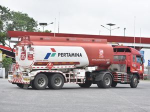 Pertamina Skorsing Karyawan yang Merokok di SPBU Saat Layani Pembeli