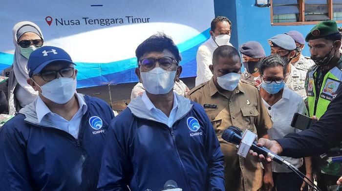 Menkominfo Johnny G Plate di Flores Timur, NTT, Senin (12/4/2021).