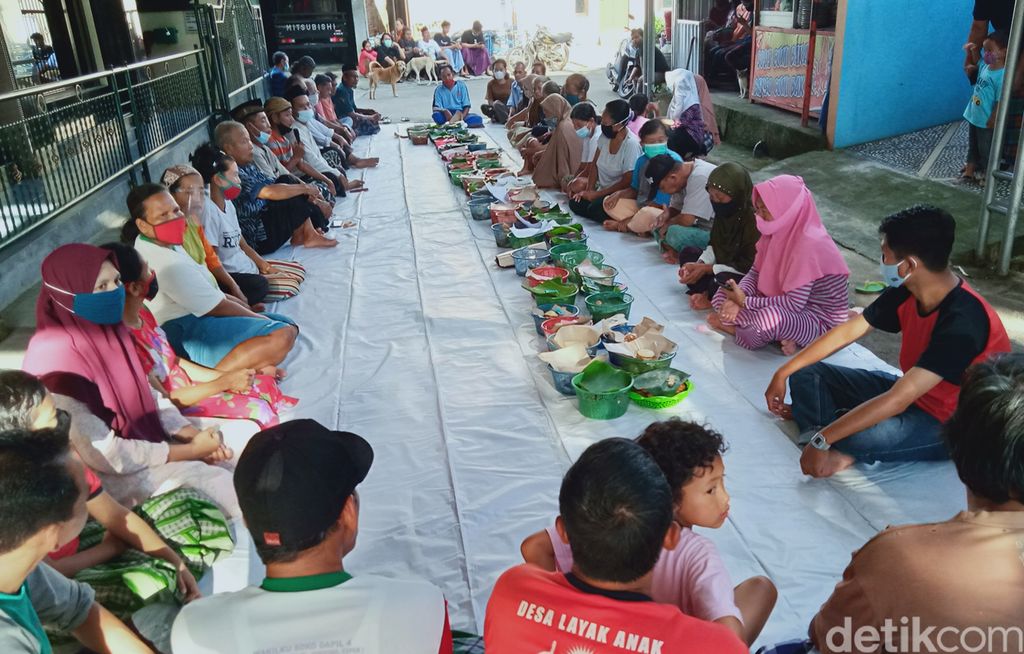 Unik! Kenduri Apem Jelang Ramadan di Klaten Didoakan Lintas Agama