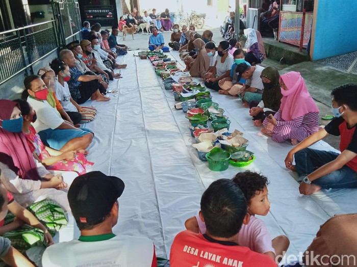 Unik! Kenduri Apem Jelang Ramadan di Klaten Didoakan Lintas Agama