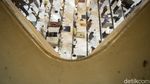 Khusyuk Tarawih di Masjid Cut Meutia