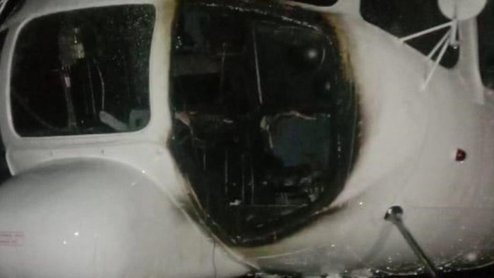 KKB Bakar helikopter di Bandara Ilaga Papua (Foto: Humas Nemangkawi)