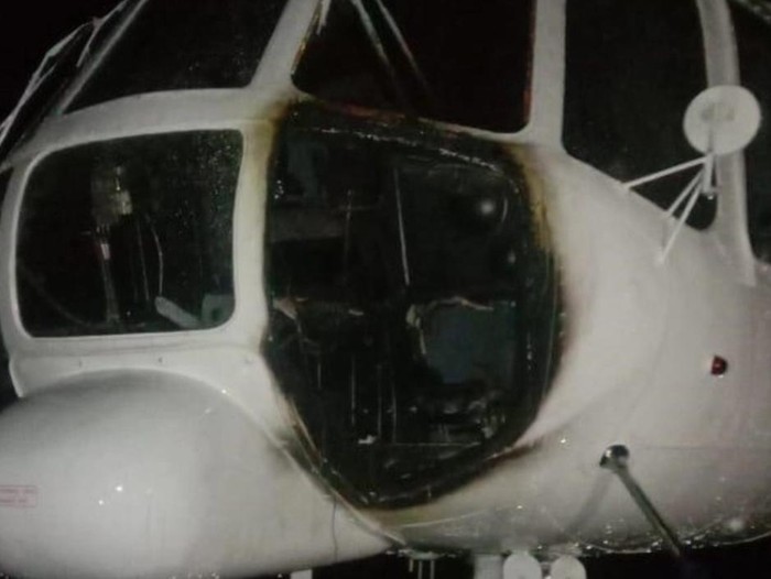 KKB Bakar helikopter di Bandara Ilaga Papua (Foto: Humas Nemangkawi)