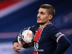 Marco Verratti masih akan menjadi jenderal lini tengah PSG. Gelandang kreatif asal Italia itu punya visi permainan mumpuni dalam membangun serangan tim. (Foto: FRANCK FIFE/AFP)