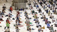 Diketahui, pemerintah menetapkan awal puasa atau 1 Ramadhan 1442 Hijriah jatuh pada Selasa, 13 April 2021. Ketetapan itu berdasarkan hasil sidang isbat yang dihadiri sejumlah ormas Islam hingga ahli astronomi. 